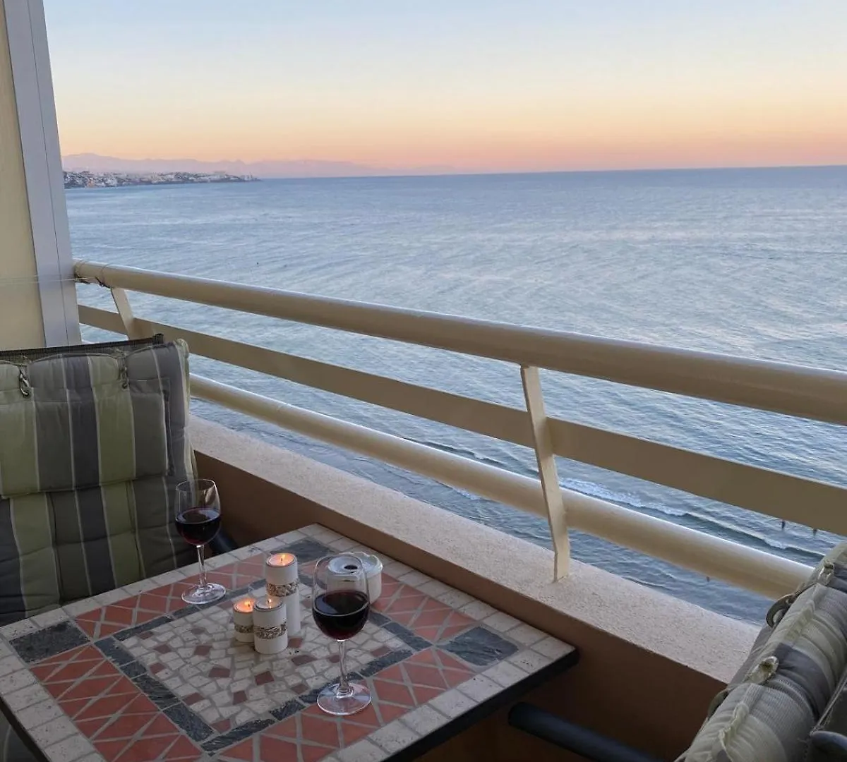 شقة Stella Maris - Amazing Frontal Sea Views With Pool & Terrace By 10Tosea فوينخيرولا