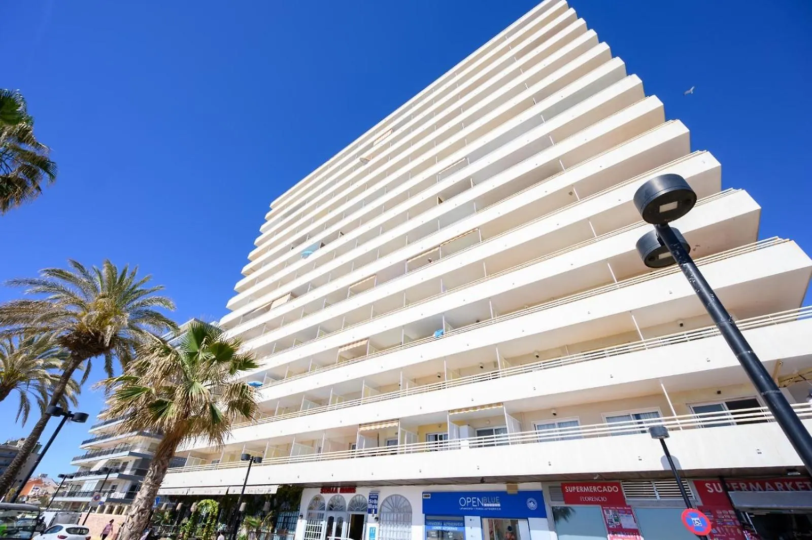 شقة Stella Maris - Amazing Frontal Sea Views With Pool & Terrace By 10Tosea فوينخيرولا